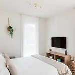 Regalia - Free Parking