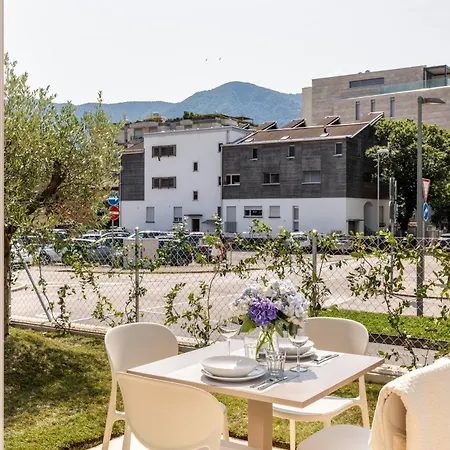 Regalia - Free Parking Apartmán