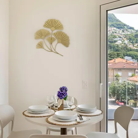 Regalia - Free Parking *