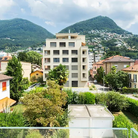 Regalia - Free Parking Apartment *