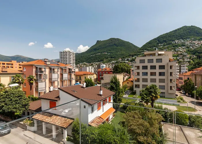 Regalia - Free Parking *