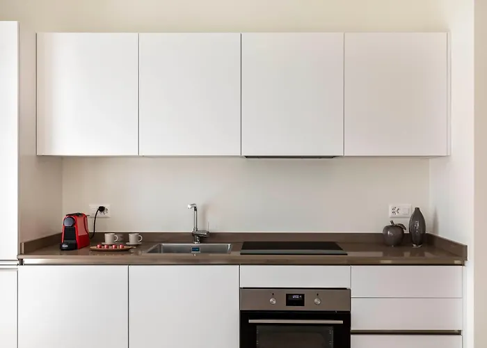 Regalia - Free Parking Апартаменти