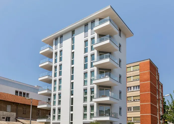 Regalia - Free Parking Лугано