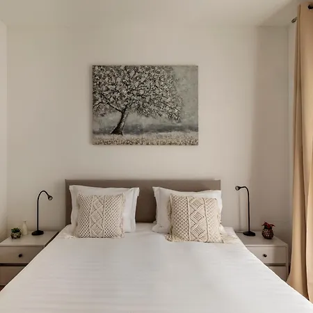 Regalia - Free Parking * Lugano