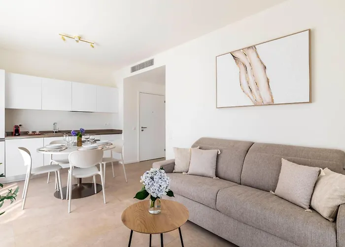 Regalia - Free Parking Lugano