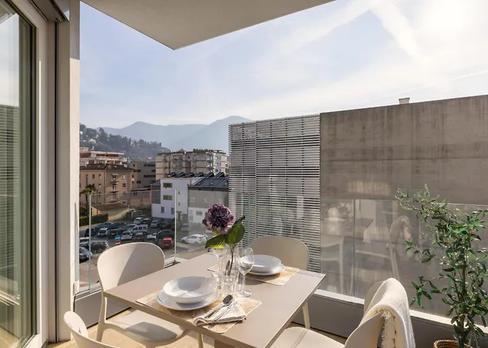 Regalia - Free Parking